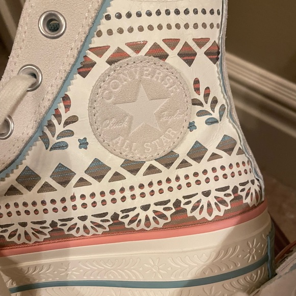 Converse Women's Platform Sugar Skull High tops! - Picture 3 of 5